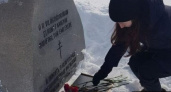 «Молодая гвардия Единой России» в Орске возложила цветы на могилу венгерских солдат
