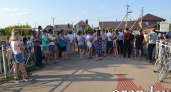 Жители посёлка Аэропорт под Оренбургом вышли на стихийный митинг