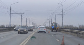 В Оренбурге спустя год после сдачи мост на улице Конституции СССР начал разрушатся