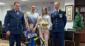 Оренбургские следователи подарили велосипед мальчику из малообеспеченной семьи