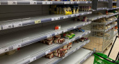 Снегопад затруднил поставки продуктов в магазины Оренбурга