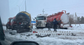 На трассе Оренбург – Самара столкнулось два большегруза