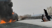 В Оренбуржье после ДТП загорелись легковой автомобиль и грузовая ГАЗель