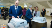 Губернатор Оренбуржья Денис Паслер первым проголосовал на выборах Президента РФ