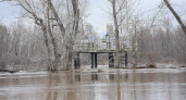 В Оренбурге уровень воды в Урале превысил критическую отметку