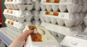 Яйца себе домой хитрые продавцы выбирают исключительно вот как: запоминайте 2 лайфхака