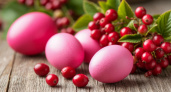 Свекла и куркума — в полном пролете: красим пасхальные яйца этой ягодой — будут глянцевые и ярче гранатовых зерен
