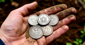 История неожиданного нахождения 200 серебряных монет времен Российской империи в старинной деревне
