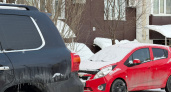 В Оренбуржье УК заплатит автовладельцу почти 400 тысяч за упавшую снежную глыбу