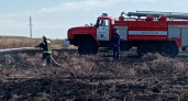 В Оренбургской области загорелось полгектара сухой травы