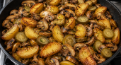 Картошку не варю и не пеку, а жарю с маринованными огурцами: делаю вкус богаче, а аромат ярче