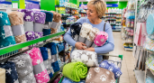 Скупила в Fix Price все пледы из флиса: как сшить из них дизайнерский коврик — делюсь