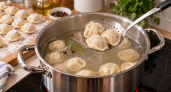 Пельмени любят не кипяток и не холод: варю так, чтобы мясной сок оставался внутри — правило перепада температур