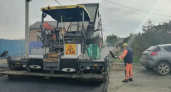 В Оренбурге на улице Гастелло завершили укладку верхнего слоя асфальта