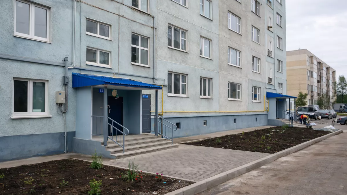 После паводка в Оренбуржье восстановили около 100 многоквартирных домов