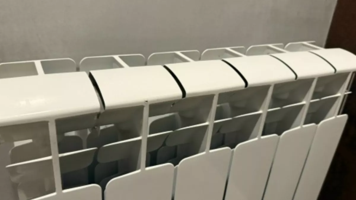 Бузулук: Жители дома на Калинина замерзают в собственных квартирах