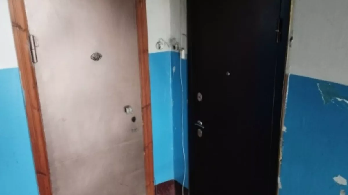 Жители одного из домов в Гае уже который день борются за тишину с шумным соседом