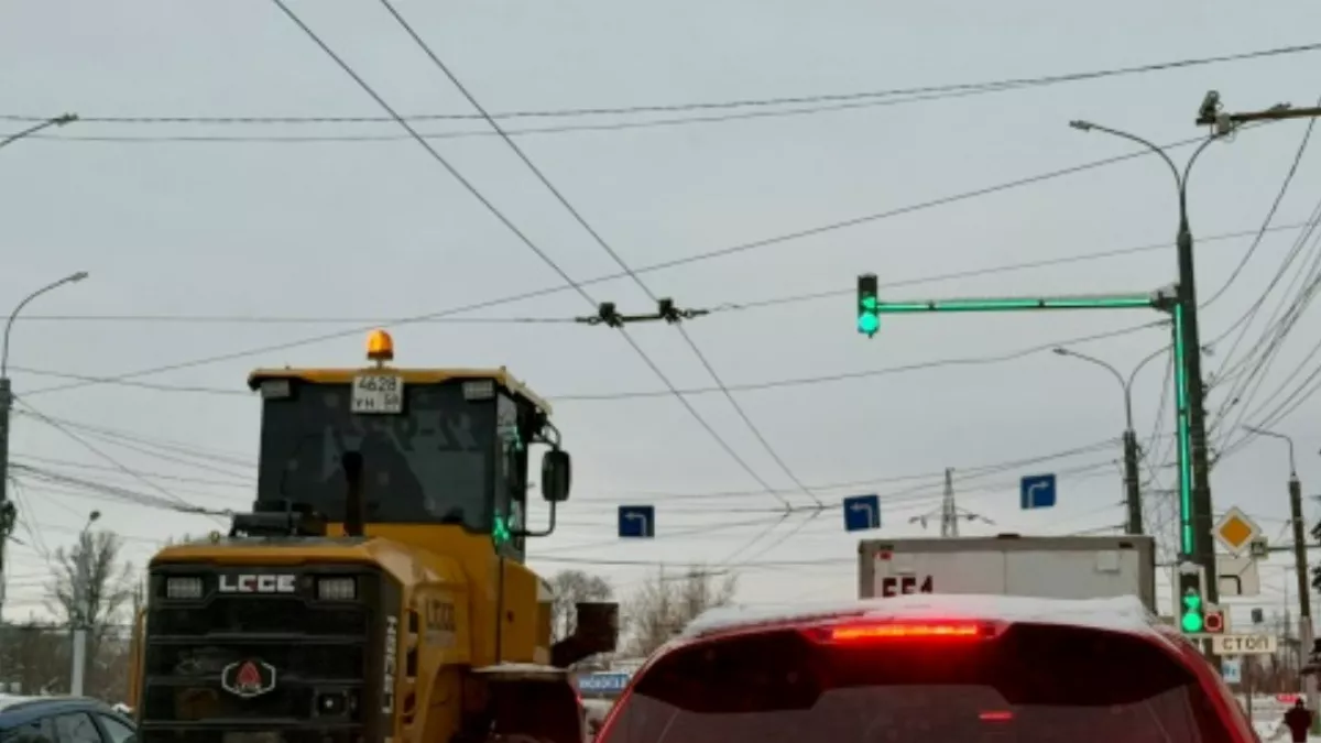 Оренбургские дороги снова и снова «кошмарят» местных жителей своими внезапными приключениями 