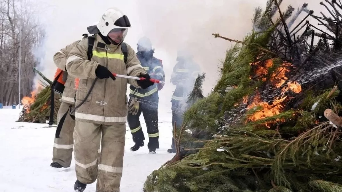 В Оренбурге завершились учения МЧС перед сезоном паводков