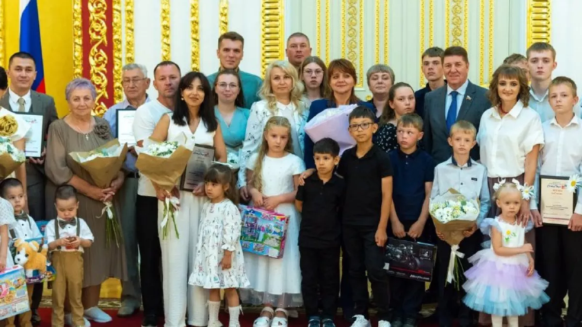 В Оренбургской области 100 семей вышли в региональный этап конкурса «Семья года»