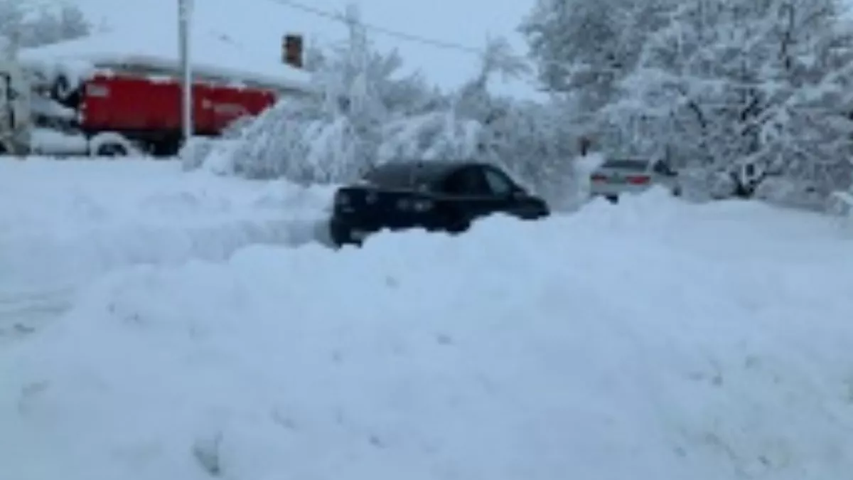В Оренбурге жалобы на чистку дорог продолжают катиться словно снежный ком к представителям администрации