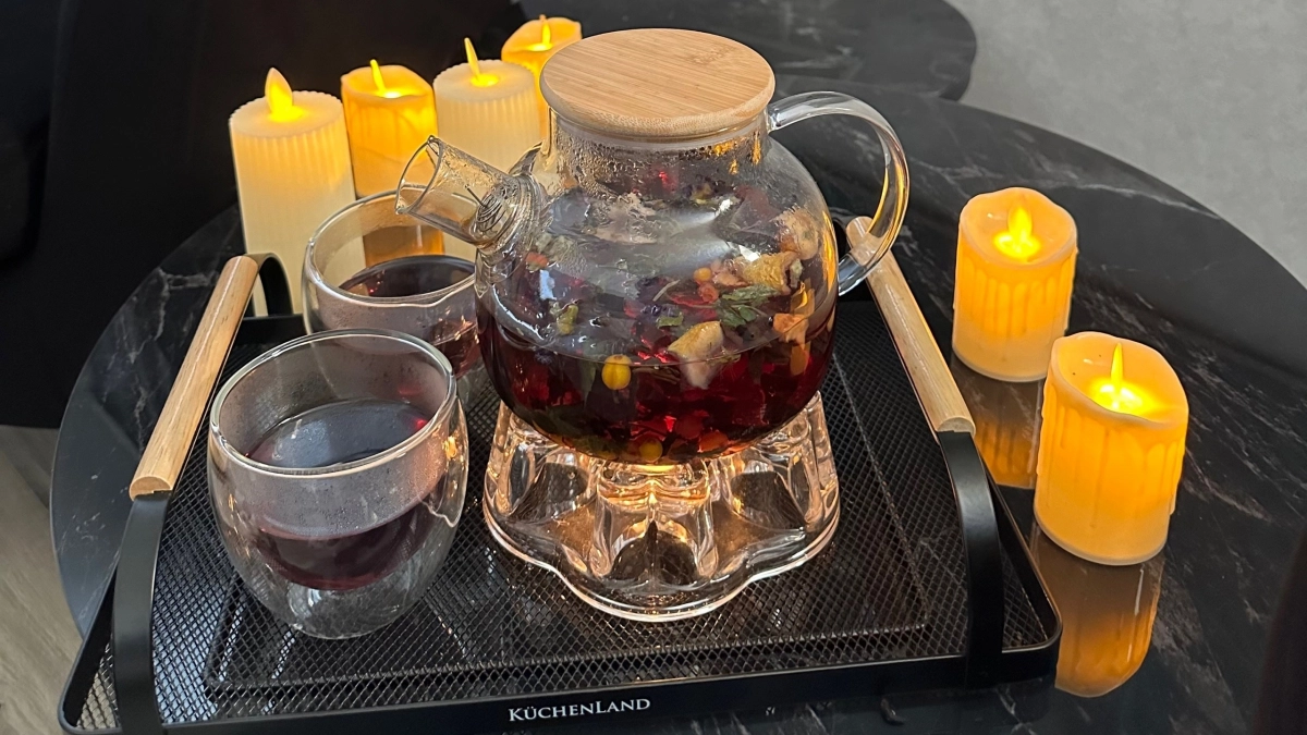 Всю жизнь пили чай с лимоном неправильно: почему нельзя класть дольки в горячий чай - этот градус убивает витамины