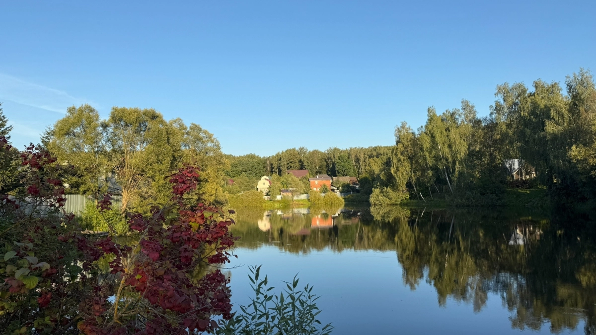 В глубинке России нашел настоящую деревню отшельников: пьют зеленую воду и живут без медицины - что меня еще удивило