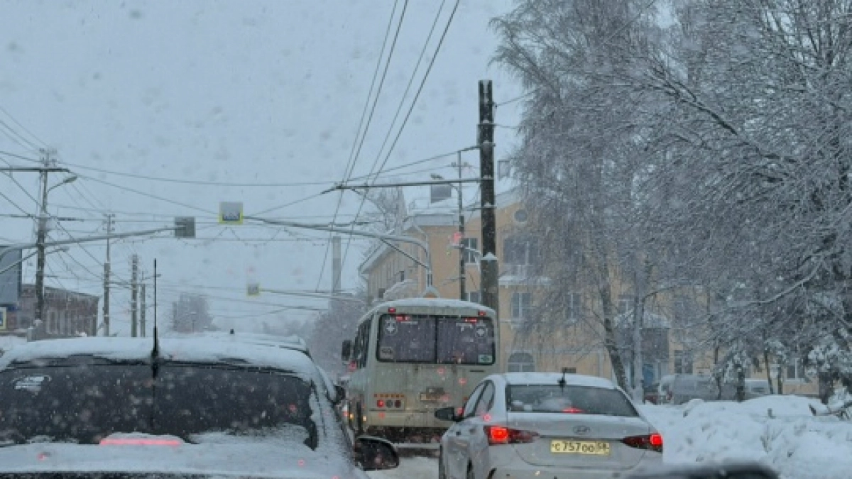 В Оренбуржье из-за паводка перекрыли дорогу к селу Болотовка