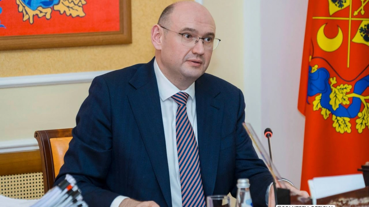 Власти Оренбуржья направят сотни миллионов на больницу и усилят проверки управляющих компаний