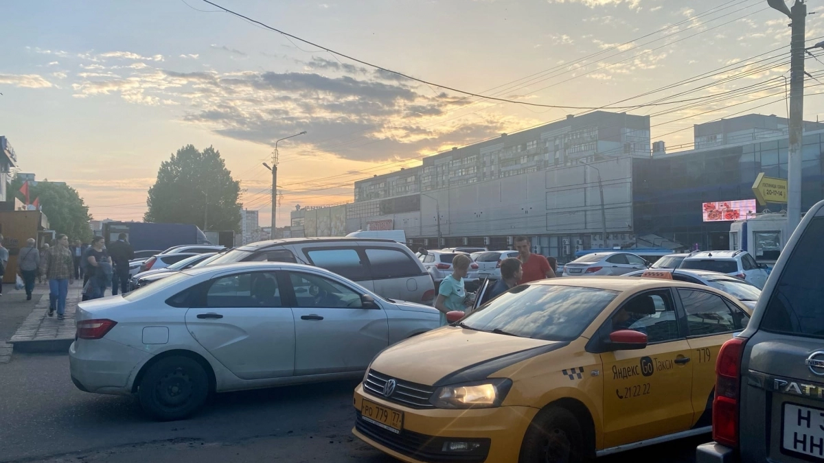 Спустя 3 года сбежал из офиса в такси: выработал специальную схему - и стал зарабатывать в разы больше