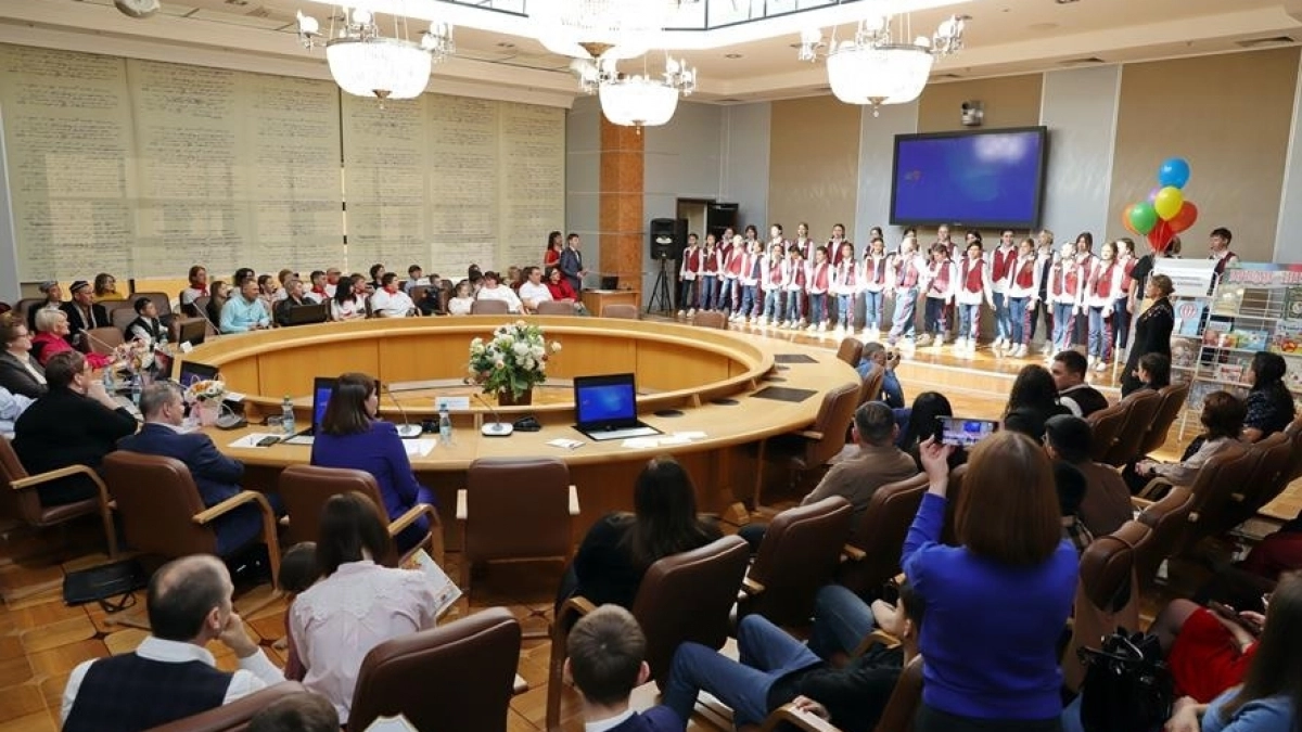 В Оренбурге наградили самые читающие семьи региона