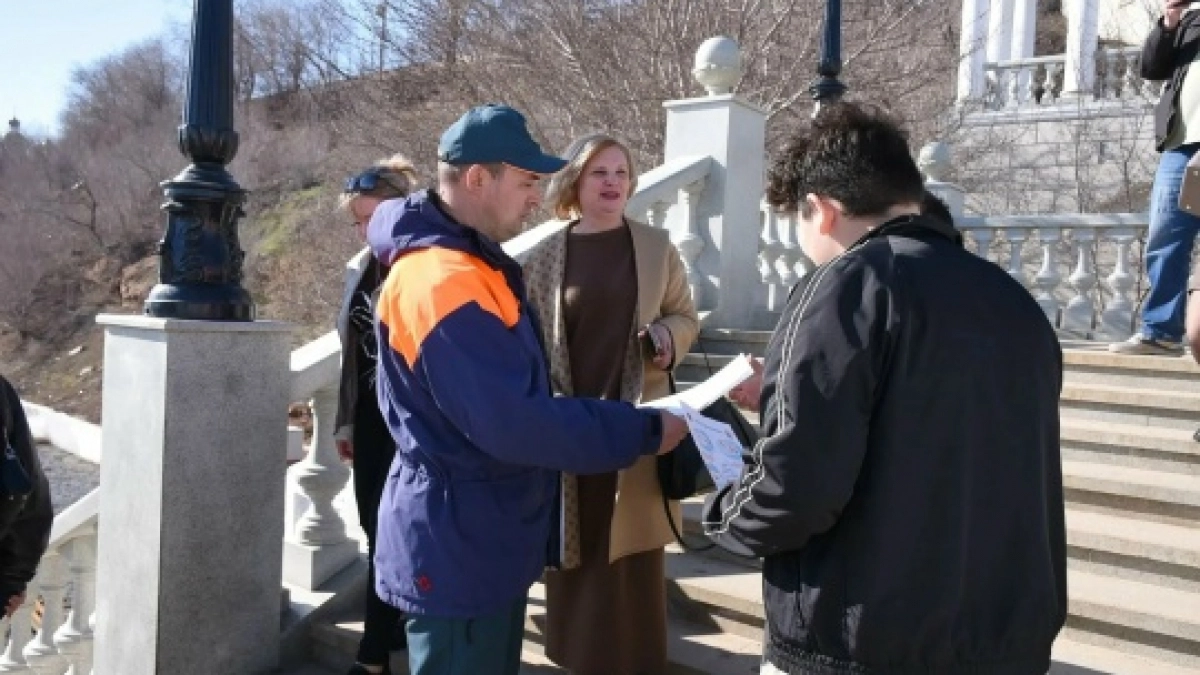 В Оренбурге на набережной прошла акция за здоровый образ жизни среди подростков