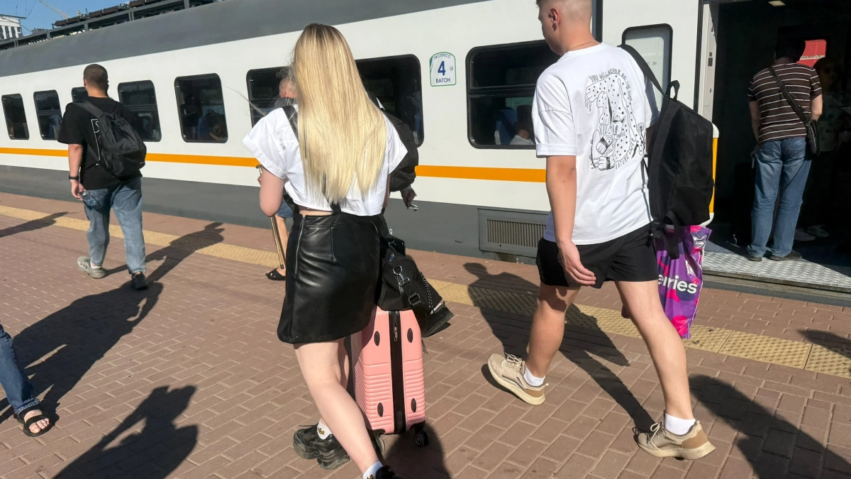 Друзья крутили пальцем у виска, а потом захотели также: рванул в Беларусь на электричке - даже не думал, что все так просто 