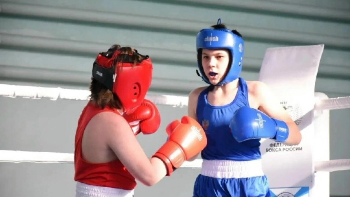 В Оренбурге на турнир по боксу «Сармат» приехали более 130 спортсменов