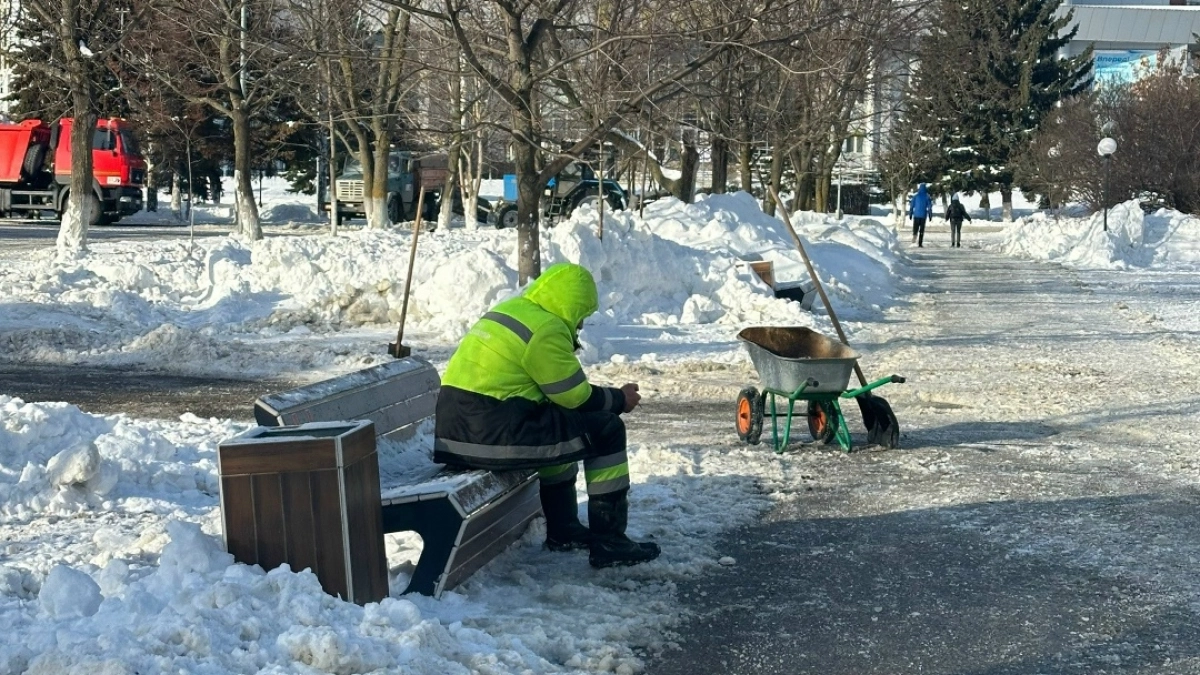 В Оренбуржье предпринимателю выплатили более миллиона рублей за уборку снега