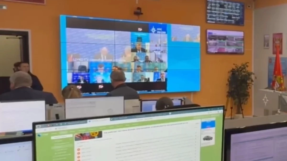 Губернатор Оренбургской области оценил работу центра МЧС по реагированию на ЧС