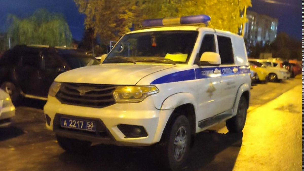 В Оренбурге мужчина напал с ножом на сожительницу из ревности