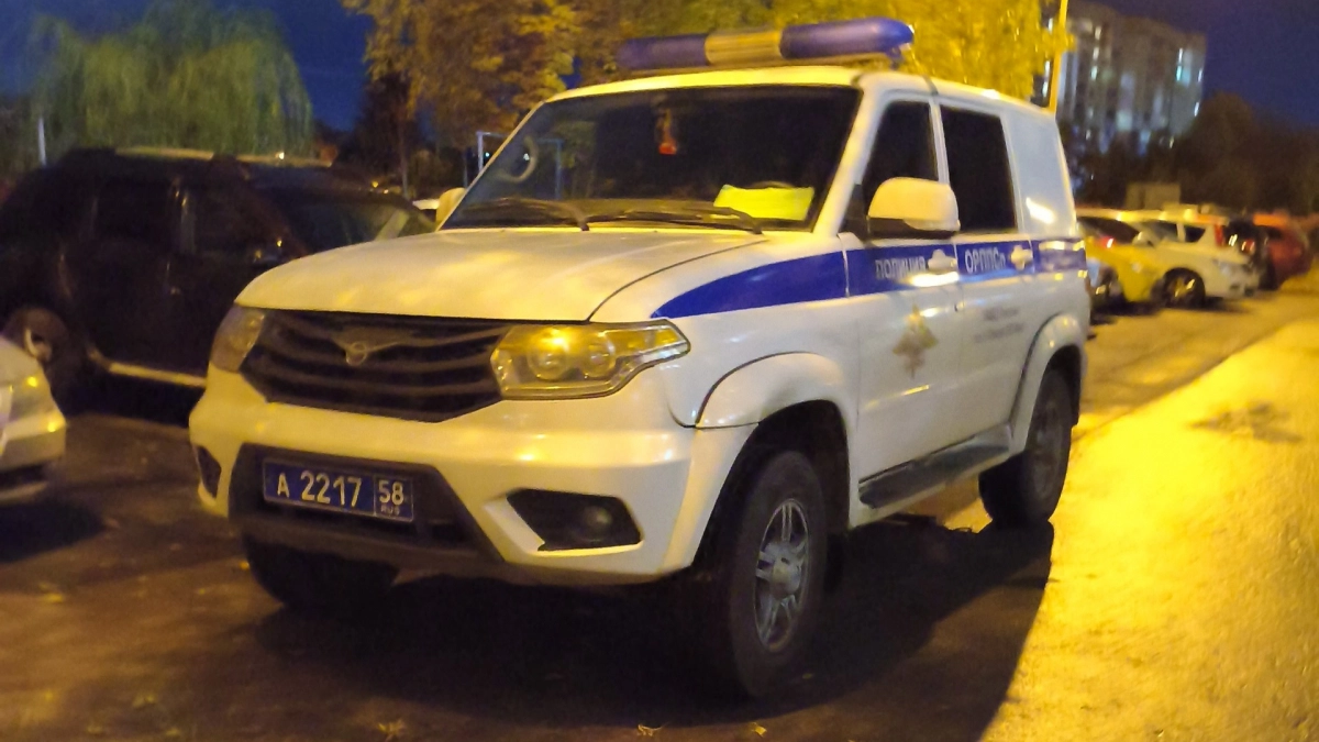 В Беляевском районе полицейские устанавливают обстоятельства ДТП, в котором погиб пенсионер