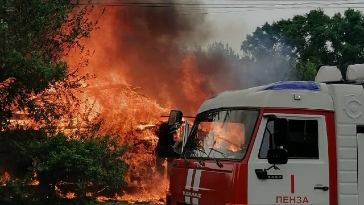 За сутки в Оренбургской области произошло 7 пожаров