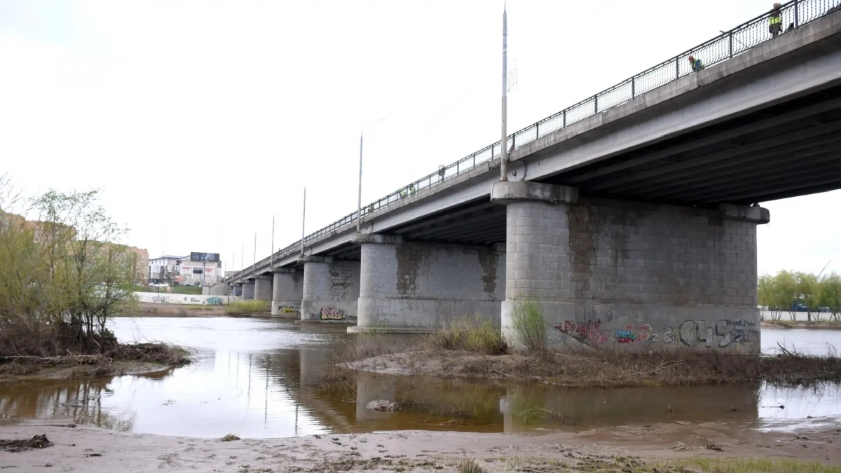 В Оренбурге возобновили движение по мосту на ул. Донгузской