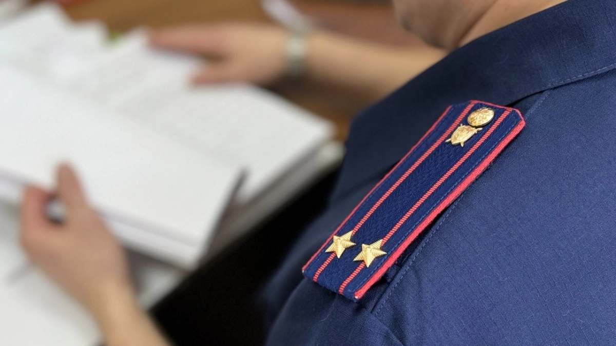 17-летний оренбуржец, не желая привлекаться к ответственности, сбил полицейского на квадроцикле