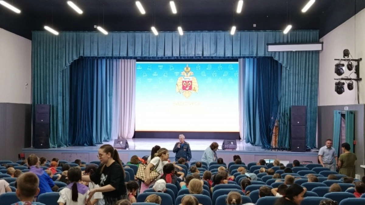 Оренбургским школьникам напомнили о безопасности на воде