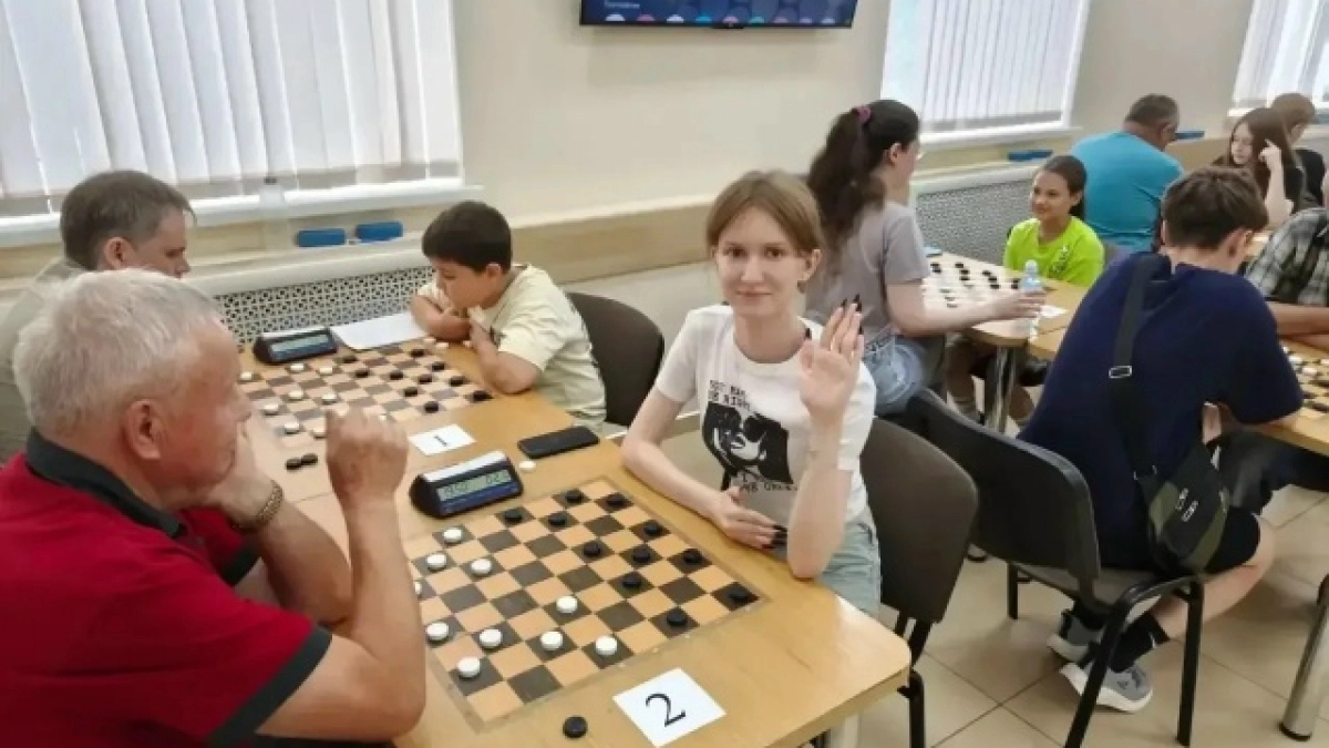Орские спортсмены стали победителями чемпионата Оренбуржья по русским шашкам