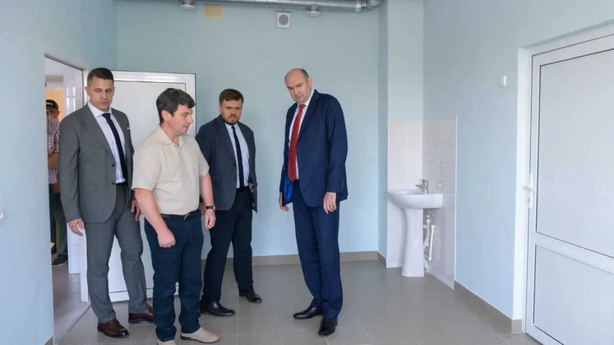 В Орске после капремонта открылась поликлиника на пр-те Никельщиков