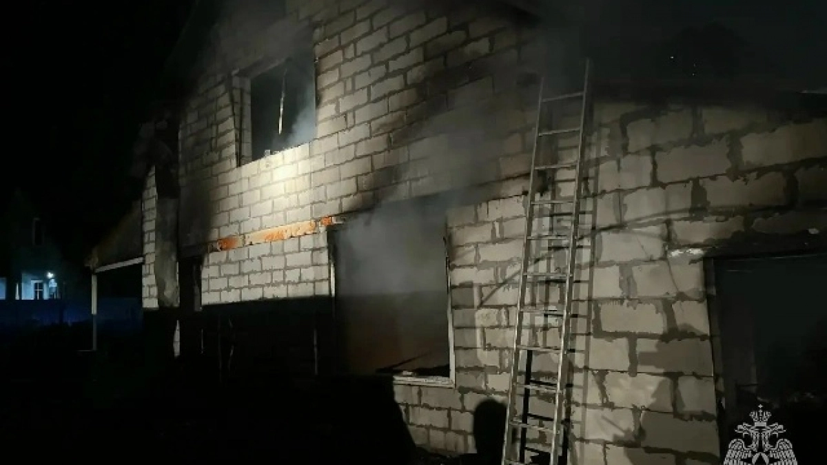 Два человека пострадали на пожарах в Оренбуржье за сутки