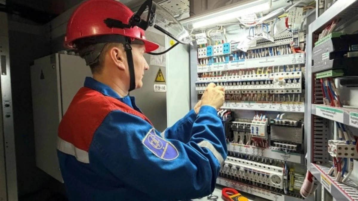 В Оренбурге для театра музкомедии построили новую трансформаторную подстанцию