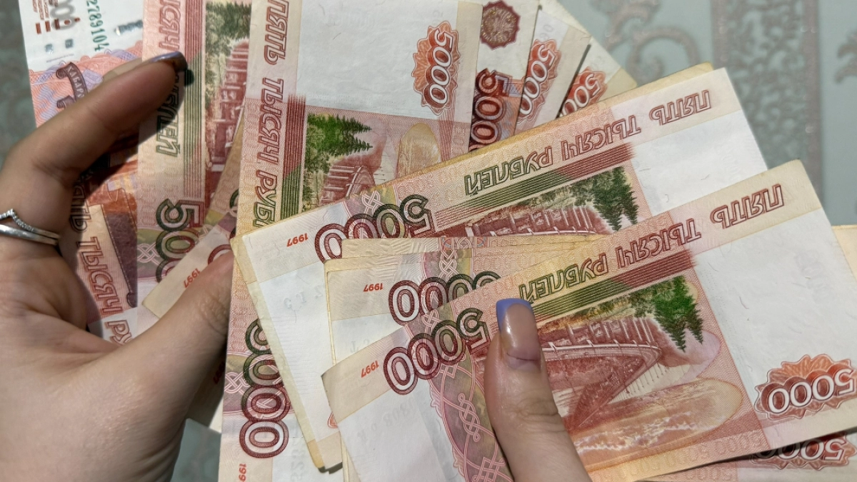 «Старый знакомый» украл у жительницы Оренбургского района 150 тыс. рублей