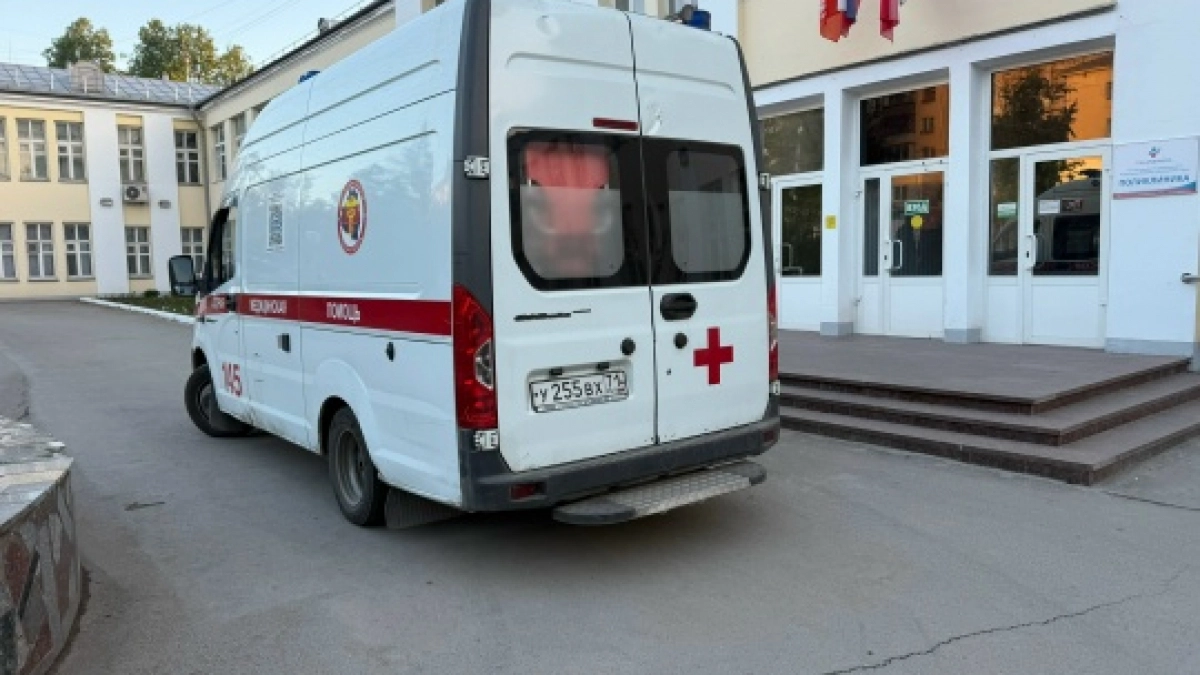 В Оренбургском онкодиспансере впервые провели биопсию опухоли через подподбородочный доступ