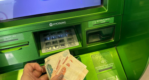 Дождались: россиян освободили от возврата кредитов - должники рады как никогда