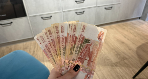 В Оренбурге женщину обманули мошенники на крупную сумму